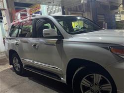 تۆیۆتا لاند کروزەر